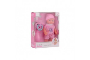 Baby Rose baba, iszik és pisil