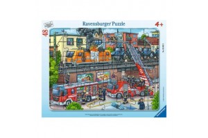 Puzzle 48 db - Tűzoltócsapat kép