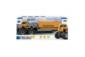 Négykerékmeghajtású teherszállító utánfutóval