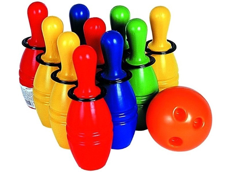 Bowling 10 db színes bábú és golyó