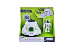 Űrhajó visszatérő kabin és űrhajós figura