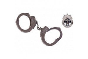 Rendőrségi fém bilincs lánccal és zárral