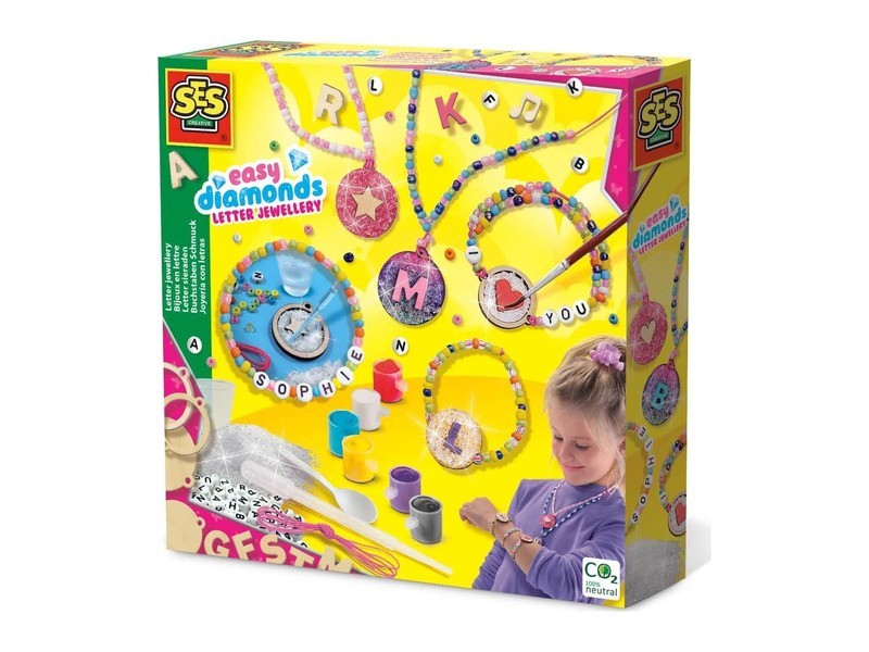 Nyaklánckészítő betűkkel – kreatív ékszerkészlet