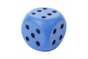 Szivacs dobókocka 6 cm, többféle