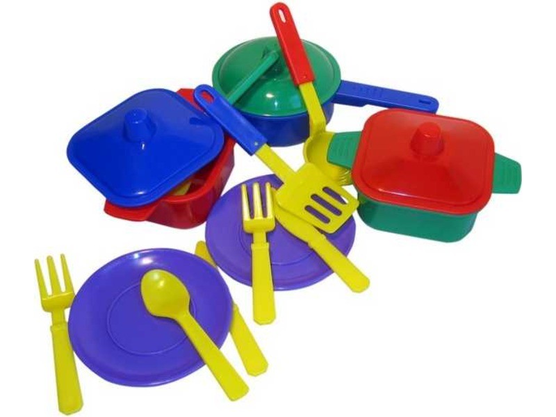 Műanyag lábas készlet eszközökkel