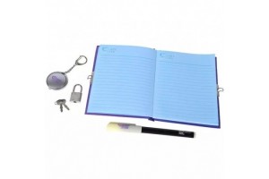 Secret Notes titkos napló – A5, varázstoll és UV-lámpa