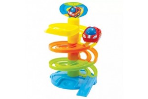 Első autós játékom – piros kisautó és spirál pálya