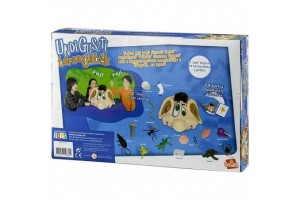 Undi Guszti társasjáték doboz és kártyák