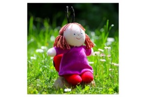 Babóca plüssfigura 20 cm — Bogyó és Babóca