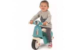 Smoby Vespa lábbal hajtós kismotor, kék