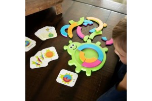 Fat Brain Toys Bogárka kirakós - 18 elem, 40 kártya