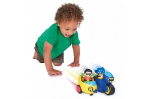 Tomy Toomies 2 az 1-ben Batmotor fürdőjáték