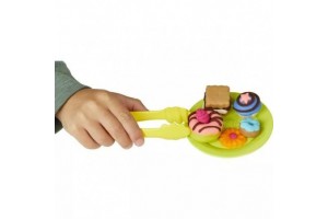 Play-Doh Kávézó játékszett — 8 tégely gyurmával