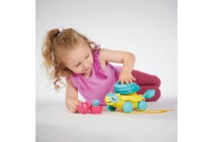 Tomy Toomies Jurassic World Ankyloszaurusz bébijáték