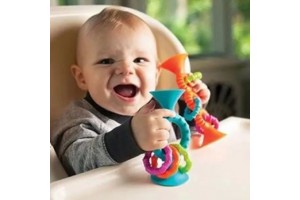 Fat Brain Toys rágóka csörgő karikákkal - türkiz