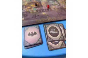 Halloween társasjáték - cukorkavadászat és vicces átkok