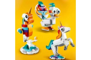 LEGO Creator Varázslatos egyszarvú (31140)