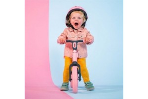 Y Velo Junior futóbicikli, rózsaszín