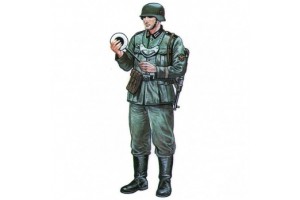 Italeri Zündapp KS750 1:35 makett - német motorkerékpár