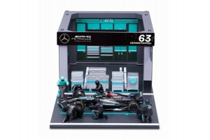 Bburago 1/43 MB AMG W15 E Performance bokszutca kép