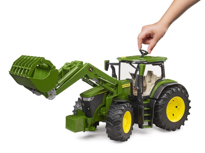 John Deere 7R 350 traktor homlokrakodóval