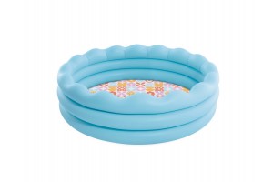 Medence Wavy – hullámos dizájn