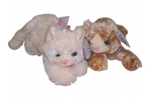 Nyávogó plüss cica 24 cm - puha, fekvő