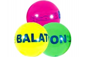 Balaton neon gumilabda 11 cm - többféle