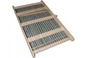 Süni plüssfigura — puha, fekvő sündisznó