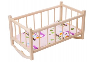 Nagy tömör fa bababölcső színes matraccal