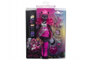 Monster High Catty Noir baba