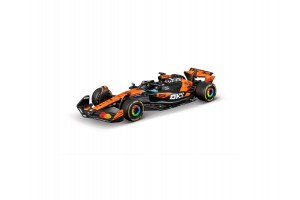Bburago 1/43 McLaren MCL39 Piastri F1 modell