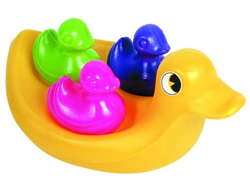 Kacsa család fürdőjáték - mama és 3 kiskacsa
