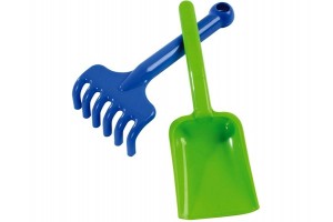 Kerti lapát vagy gereblye - közepes, színes műanyag