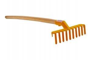 Fanyelű műanyag gereblye 63 cm – sárga