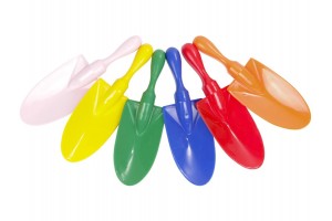 Műanyag kézi ásó - többféle szín