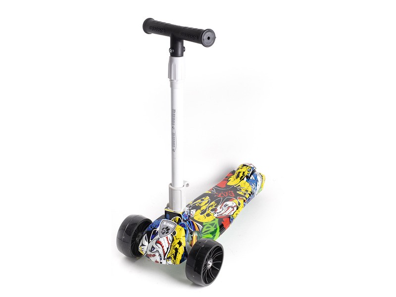 Grafitis háromkerekű roller világító kerekekkel