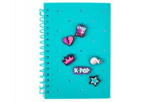 K-Pop A5 spirálfüzet, mintás borító