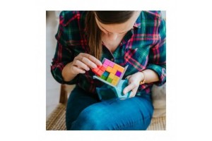 Smart Games Cubiq társasjáték - 3D logikai puzzle