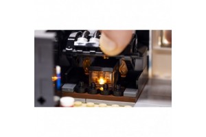 LEGO® Ideas Reszkessetek, betörők! – McCallister ház (21330)