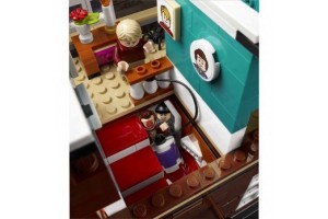 LEGO® Ideas Reszkessetek, betörők! – McCallister ház (21330)