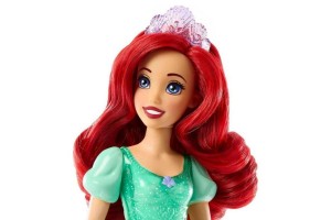 Disney hercegnők – Csillogó Ariel baba, fésülhető haj