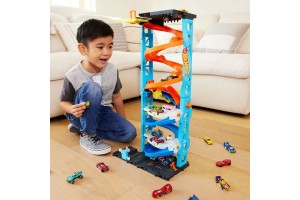 Hot Wheels City 2 az 1-ben versenytorony pályaszett