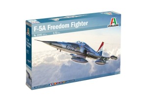 Italeri: F-5A Freedom...