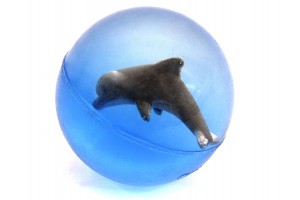 Delfines pattogó labda - 4 cm