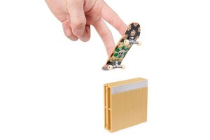 Tech Deck VS 2 db ujjgördeszka pályaelemmel – Blind
