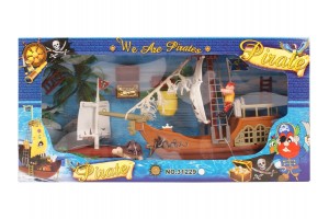 Műanyag kalózhajó figurákkal, 27 cm