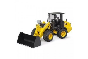 Bruder CAT kerekes rakodógép 1:16 - működő lapát