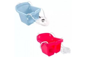 Mochtoys műanyag beülős babahinta – többféle szín