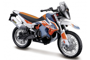 Bburago 1:18 fém motor modell (11×6 cm)